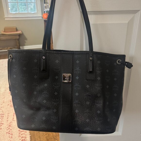 MCM Liz Medium Reversible Tote - Picture 1 of 7